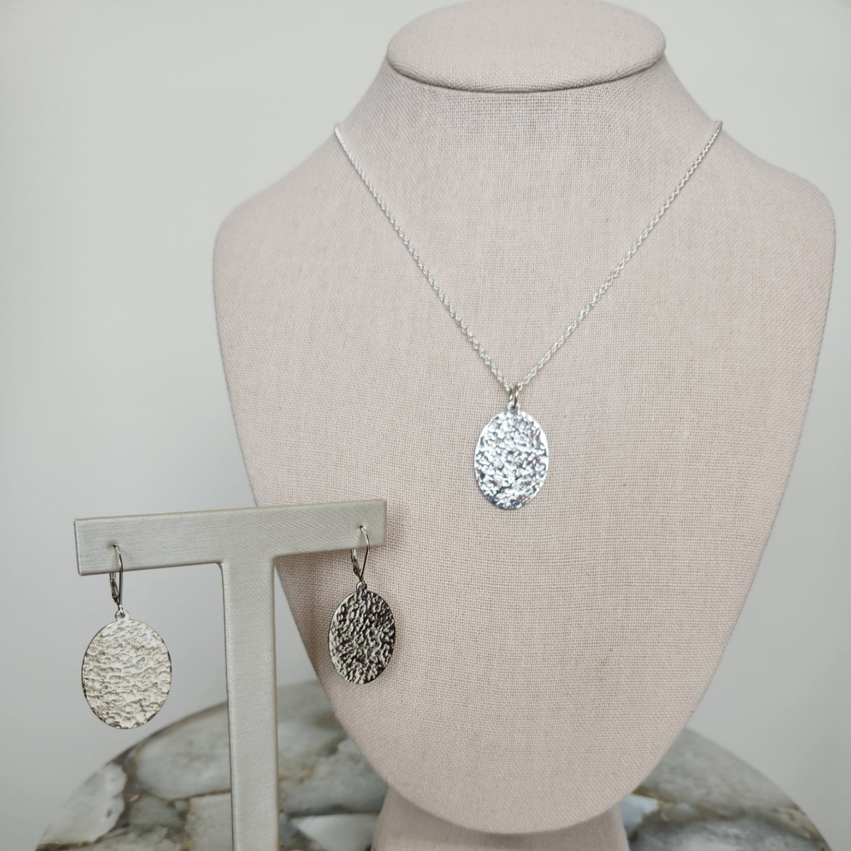 Sterling Silver Oval Pendant Necklace With Hammered Finish, 18"