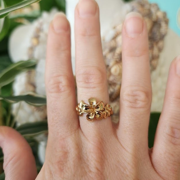 Online Clearance * Vintage14 Karat Yellow Gold Plumeria Ring