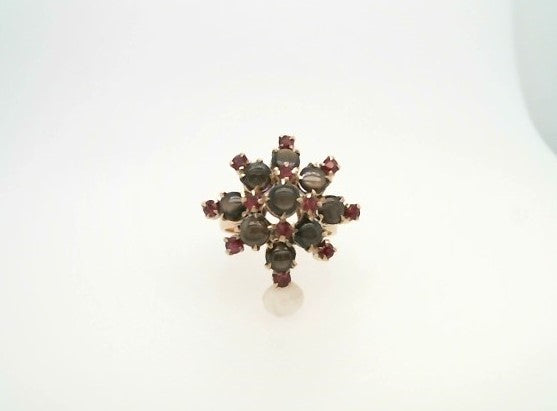 Vintage 14 Karat Yellow Gold Black Star Sapphire & Ruby Pagoda/Temple Style Cluster Ring