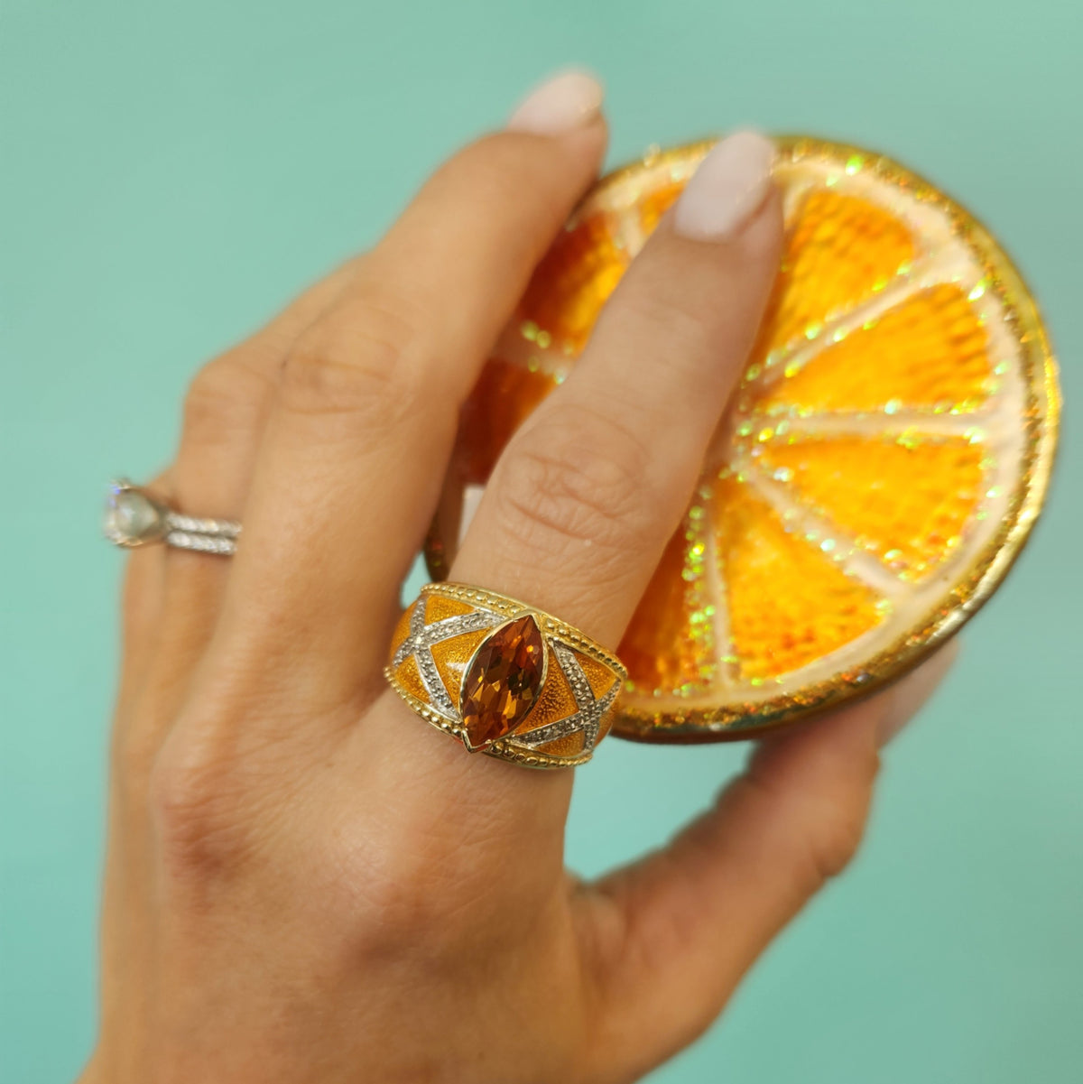 Online Clearance * Vintage 14 Karat Yellow Gold Citrine & Yellow Enamel Ring With Diamond Accents
