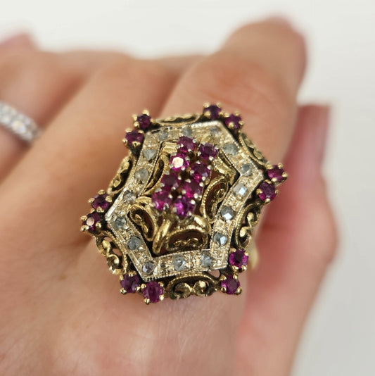 Vintage 18 Karat Yellow Gold Ruby & Rose Cut Diamond Ring
