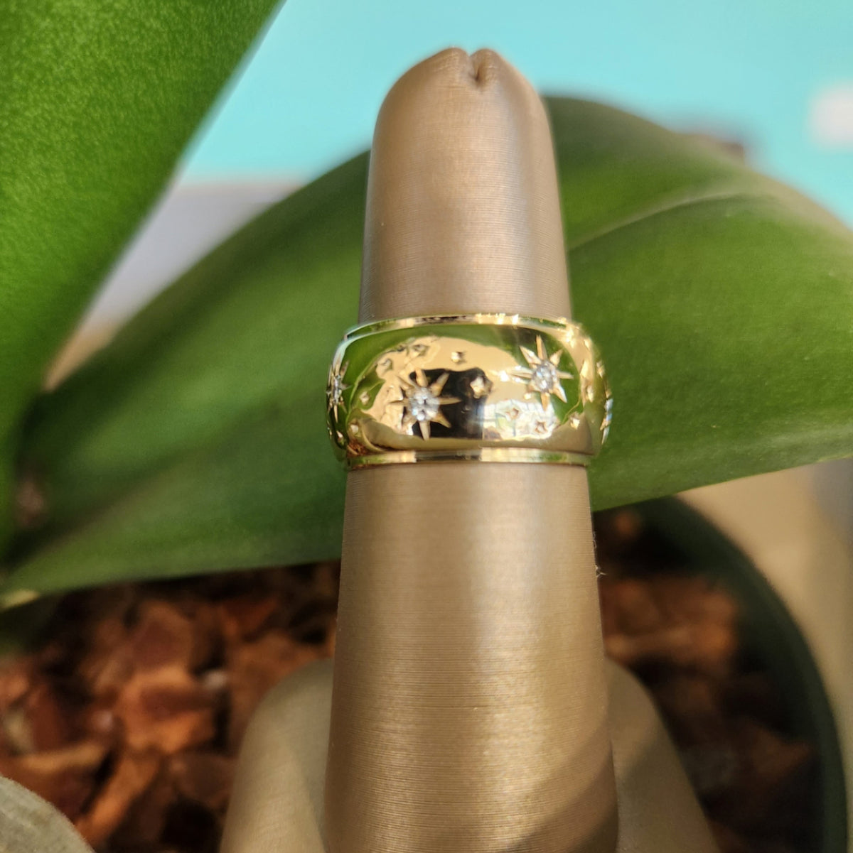 Vintage 14 Karat Yellow Gold 10 Mm Suns & Stars Motif Diamond Band Ring