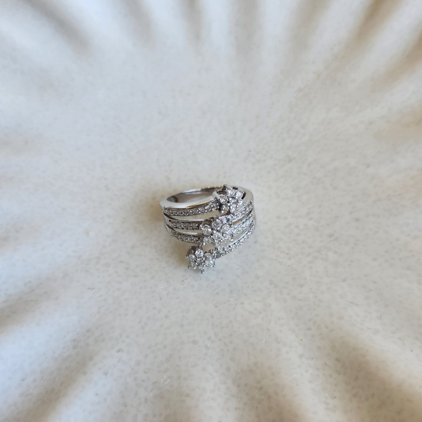 Vintage 10 Karat White Gold 3 Flower Cluster Multi Band Ring