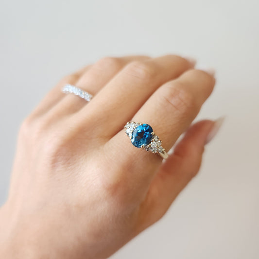 Vintage 14 Karat Yellow Gold Oval London Blue Topaz With Round Diamond Accents