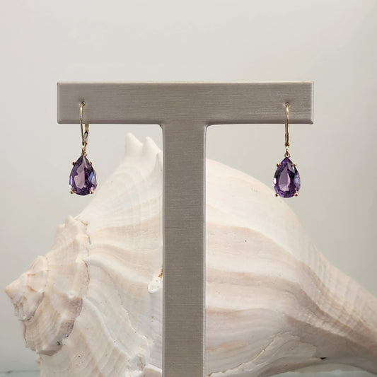 Vintage 14 Karat Yellow Gold Pear Shaped Amethyst Dangle Earrings With Leverbacks