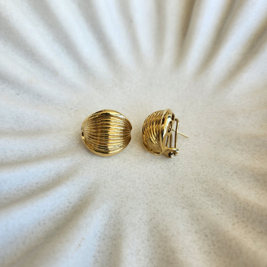 Vintage 18 Karat Yellow Gold Ribbed Earrings With Omega Backs