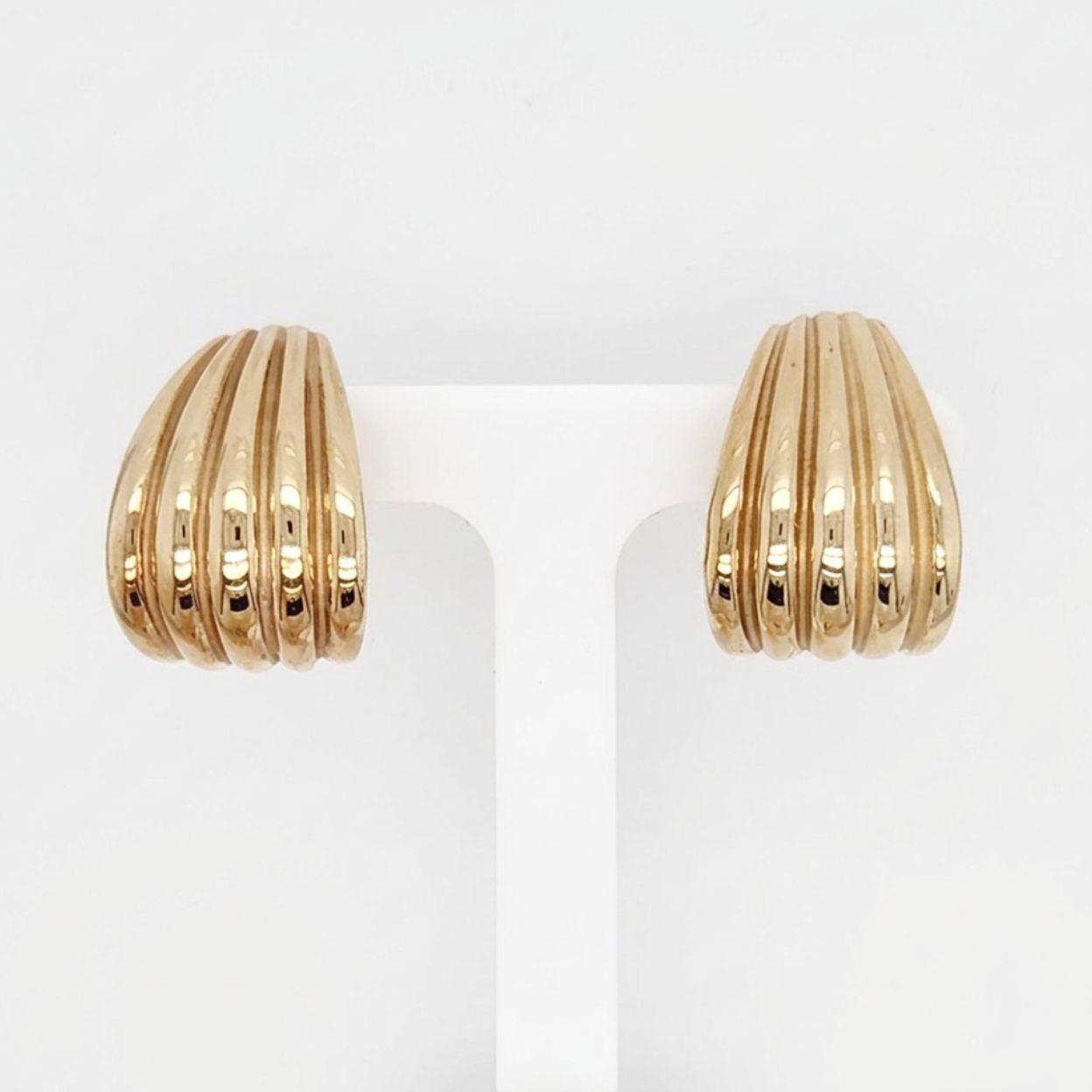 Vintage 14 Karat Yellow Gold Fancy Ribbed Omega Back Earrings