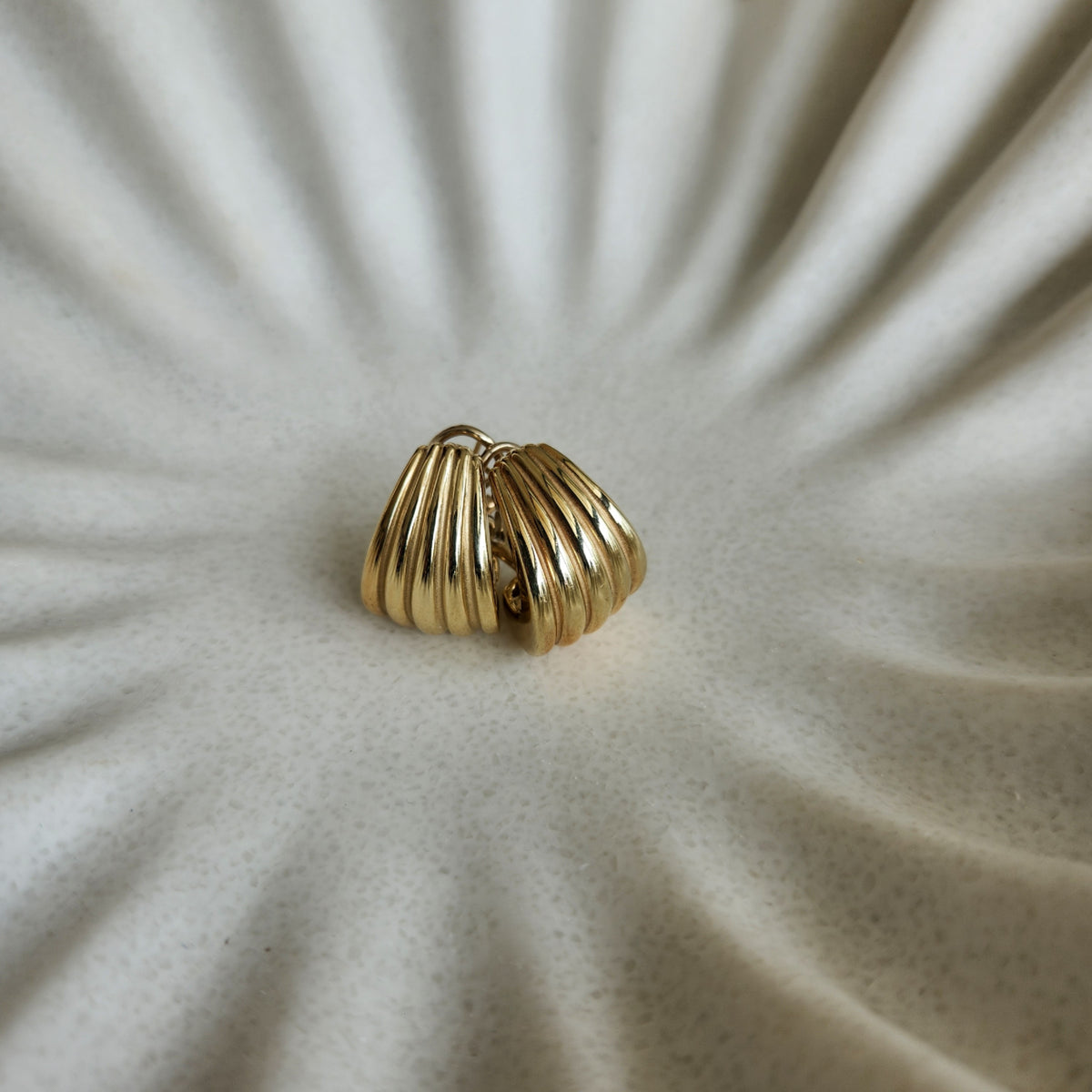 Vintage 14 Karat Yellow Gold Fancy Ribbed Omega Back Earrings