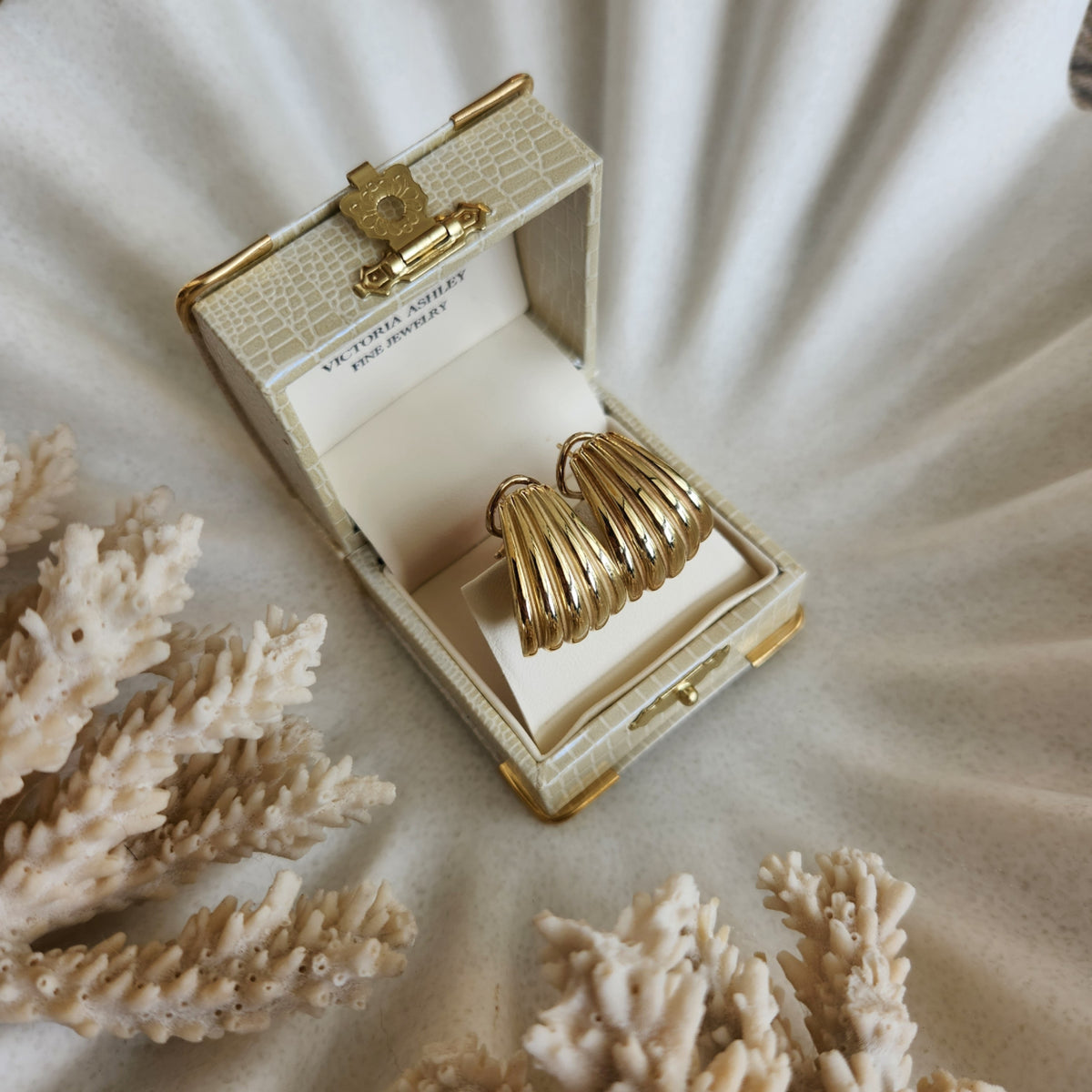 Vintage 14 Karat Yellow Gold Fancy Ribbed Omega Back Earrings