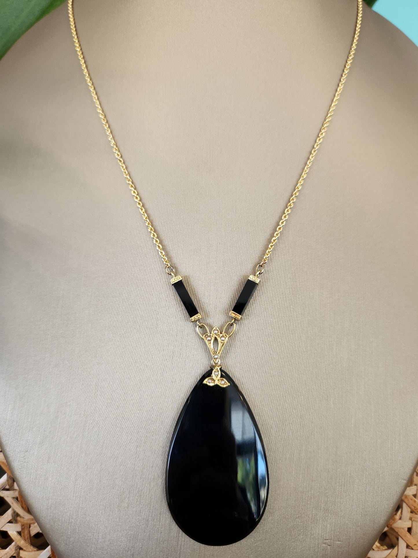 Antique Victorian 14 Karat Yellow Gold Black Onyx & Seed Pearl Necklace, 18"