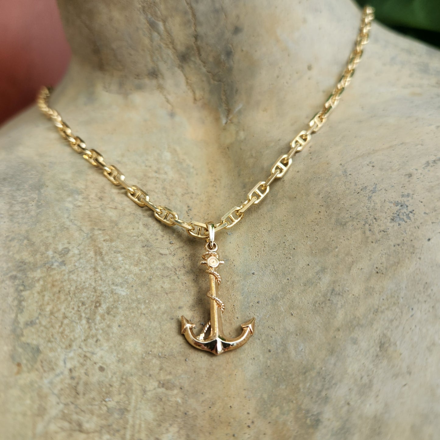 Vintage 14 Karat Yellow Gold Anchor Pendant With Rope Wrap
