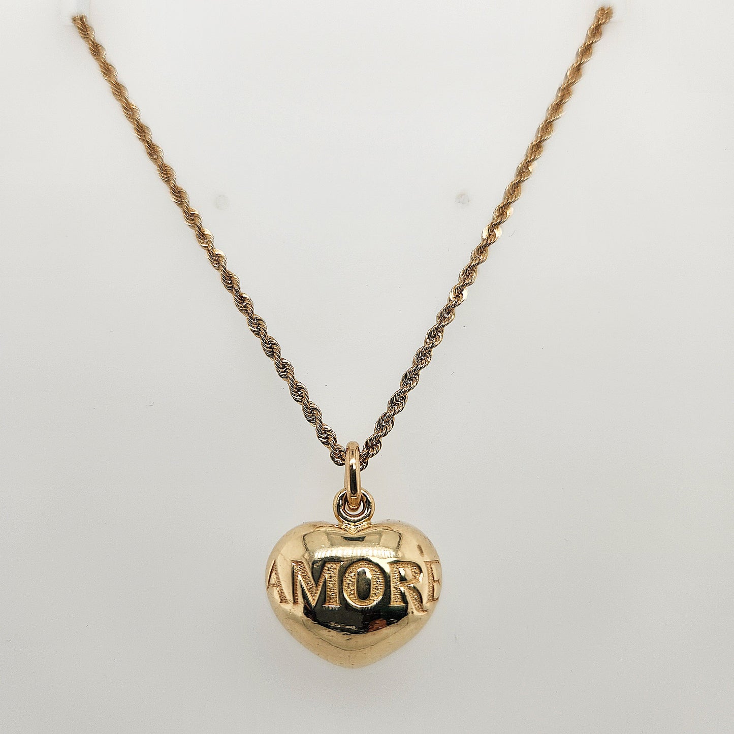 Vintage 18 Karat Yellow Gold Puffed Amore Heart Pendant
Chain sold se