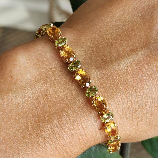 Vintage 14 Karat Yellow Gold Citrine & Peridot Line Bracelet, 7.25"