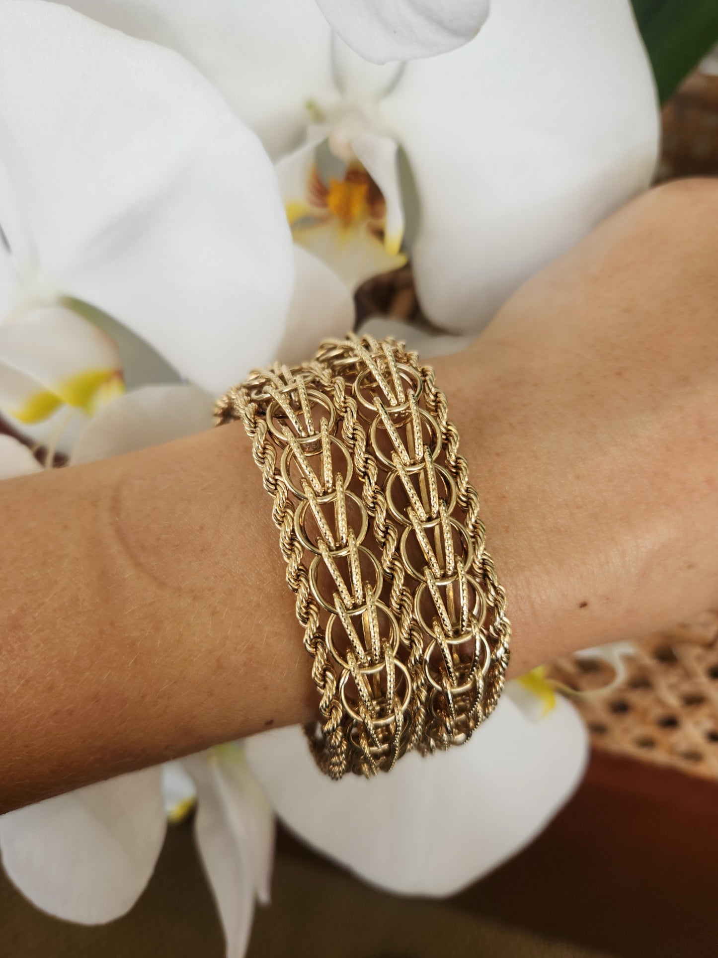 Vintage 14 Karat Yellow Gold 27 Mm Wide Fancy Mesh Link Bracelet, 7.5"