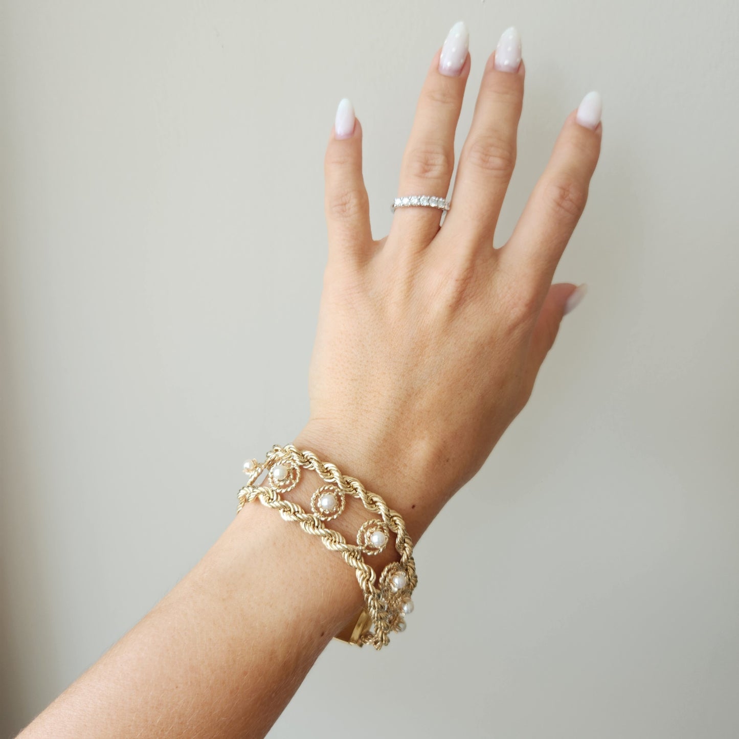 Vintage 14 Karat Yellow Gold 21 Mm Wide Double Rope Bracelet With Pearl Stations, 7.5"