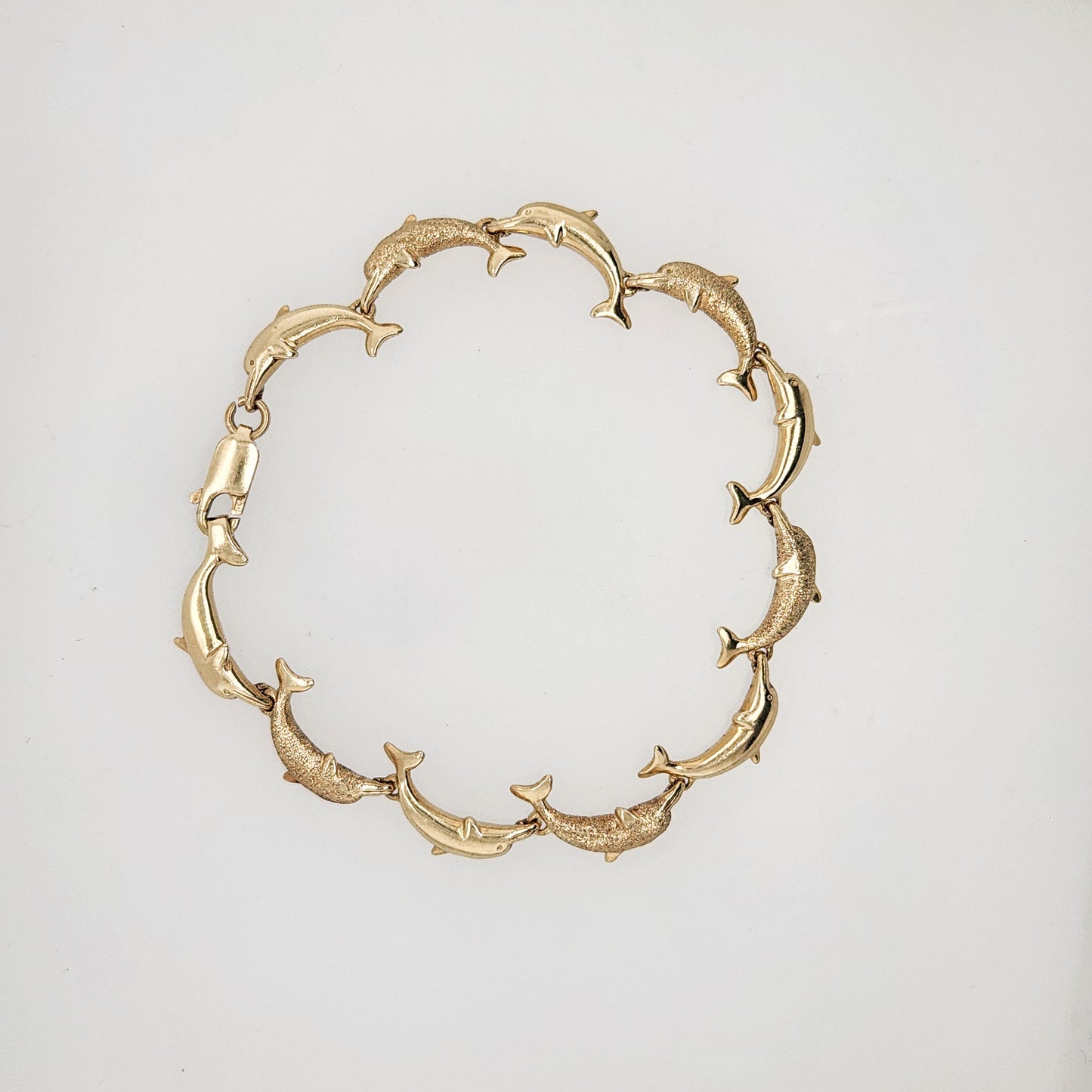 Vintage 14 Karat Yellow Gold Jumping Dolphins Bracelet, 7"