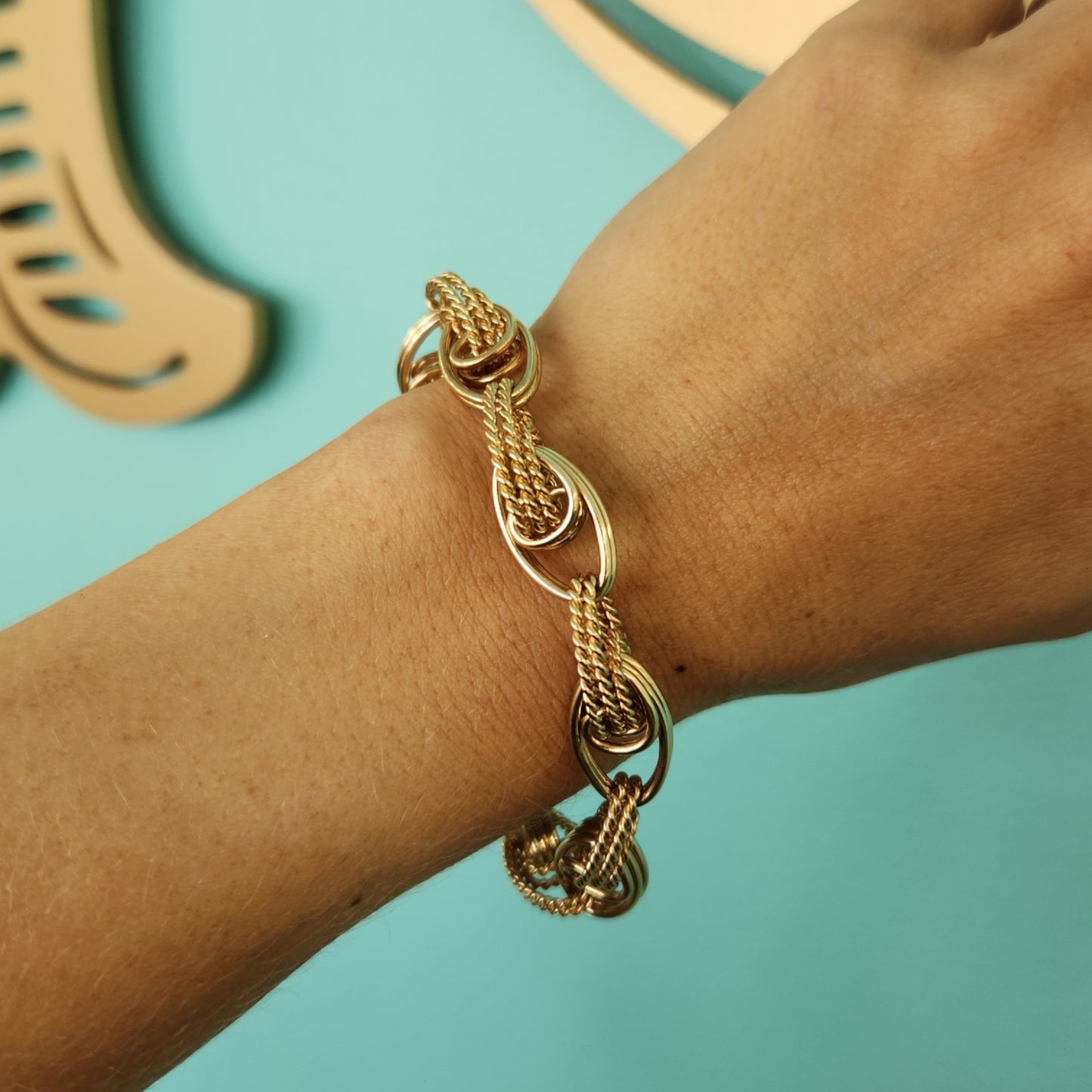 Vintage 14 Karat Yellow Gold Interlocking Twisted Rope Fancy Link Bracelet, 7.5"