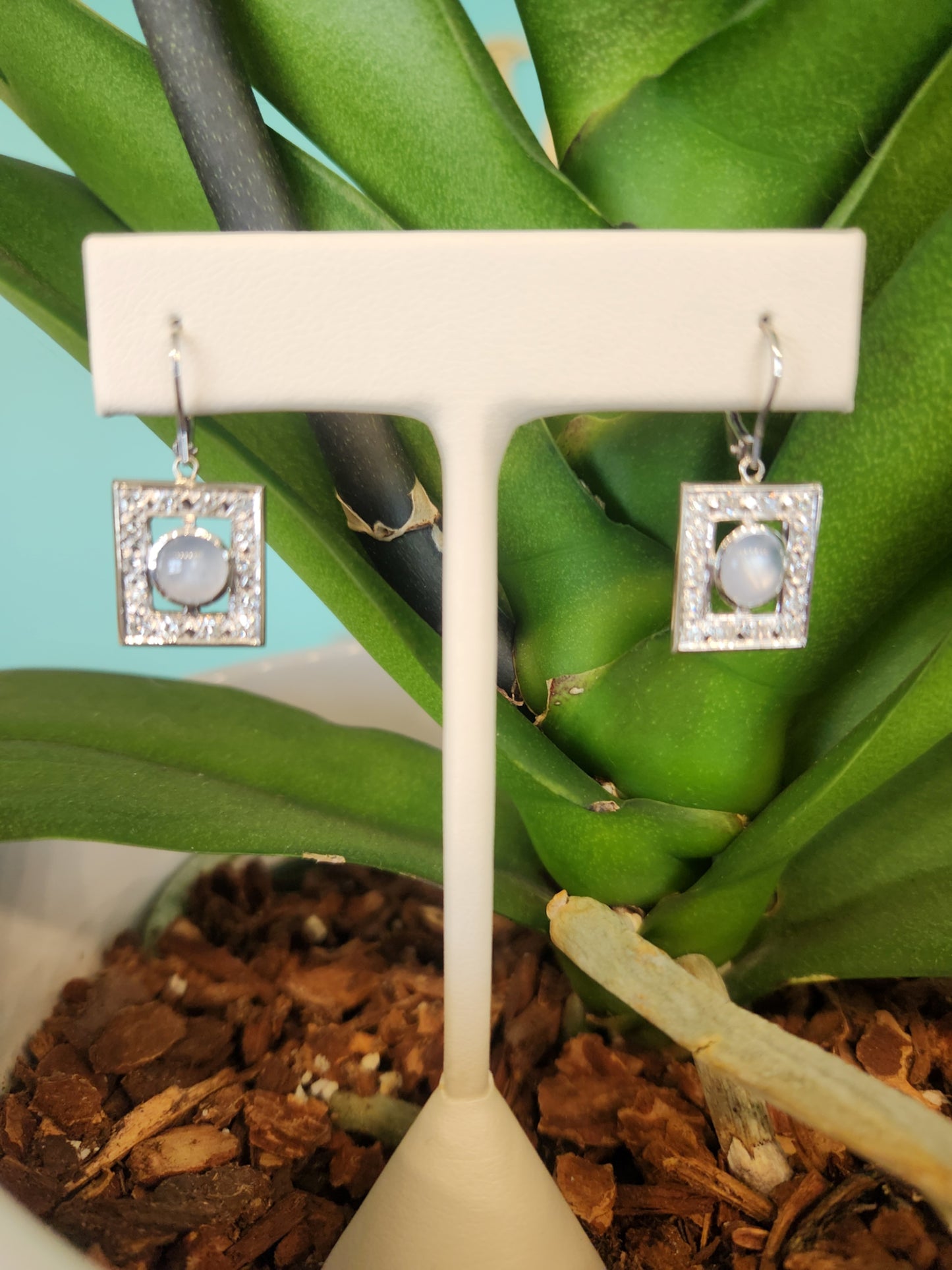 Vintage 10 Karat White Gold Blue/Gray Star Sapphire & Diamond Rectangle Earrings