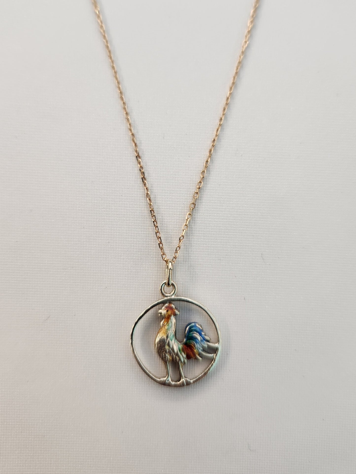 Vintage 14 Karat Yellow Gold 15 Mm Enameled Rooster Cut Out Charm