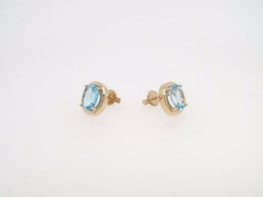 14 Karat Yellow Gold Blue Topaz Stud Earrings