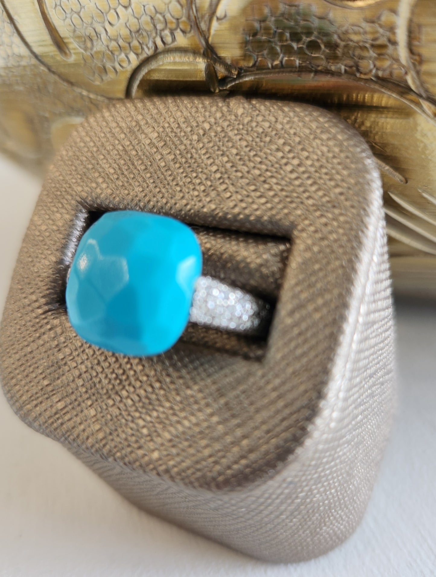Vintage 18 Karat White Gold Faceted Turquoise & Diamond Ring