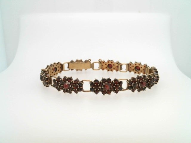 Antique Victorian 14 Karat Yellow Gold 10 Mm Wide Bohemian Garnet Cluster Bracelet 7.5"