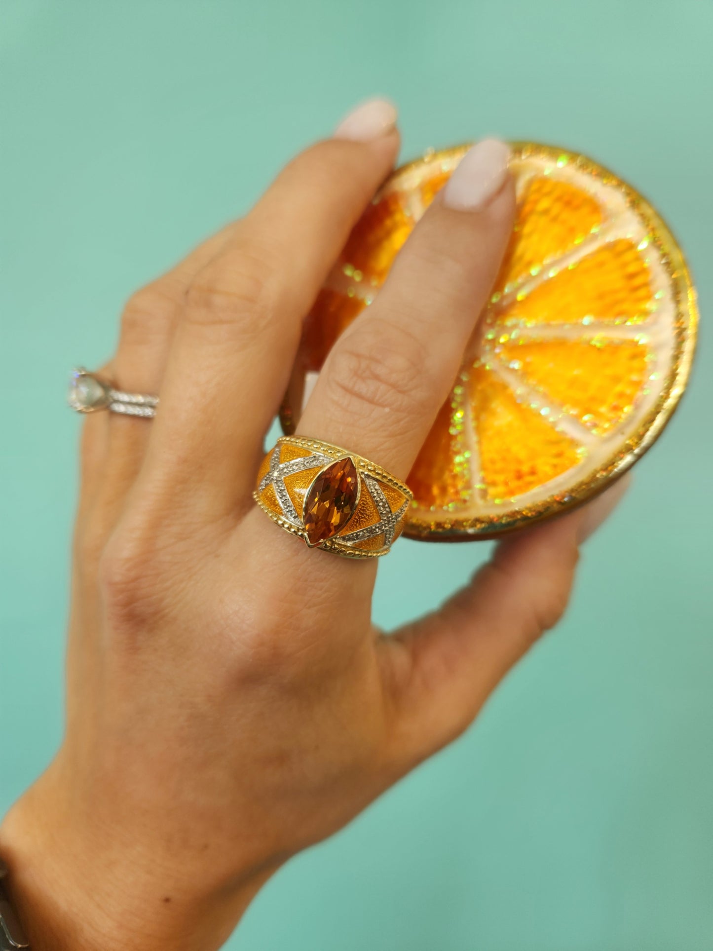 Online Clearance * Vintage 14 Karat Yellow Gold Citrine & Yellow Enamel Ring With Diamond Accents