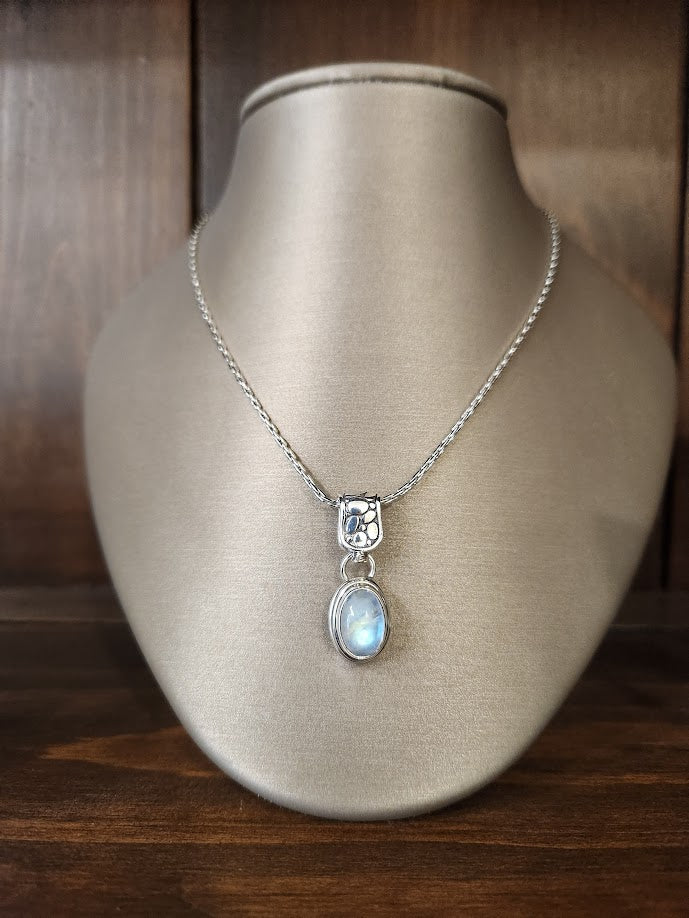 Vintage Sterling Silver Oval Bezel Set Moonstone Pendant