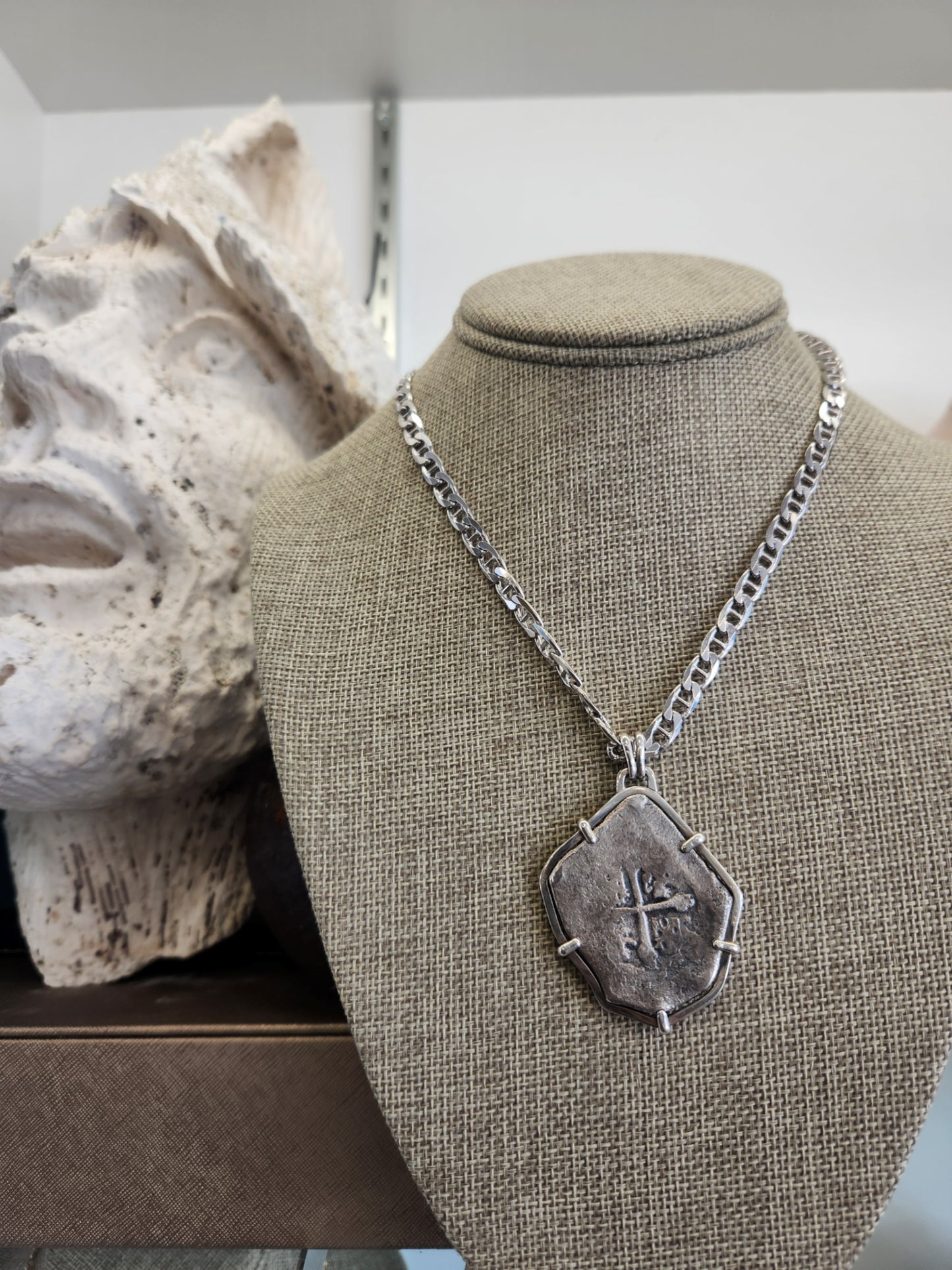 1715 Fleet Spanish  8 Reale in Sterling Silver Pendant

Date: 1700s