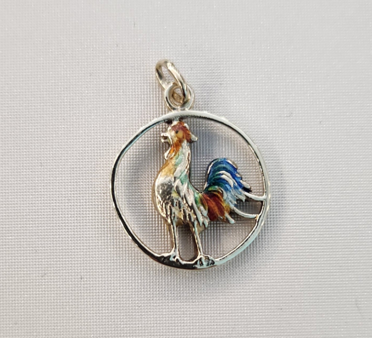 Vintage 14 Karat Yellow Gold 15 Mm Enameled Rooster Cut Out Charm