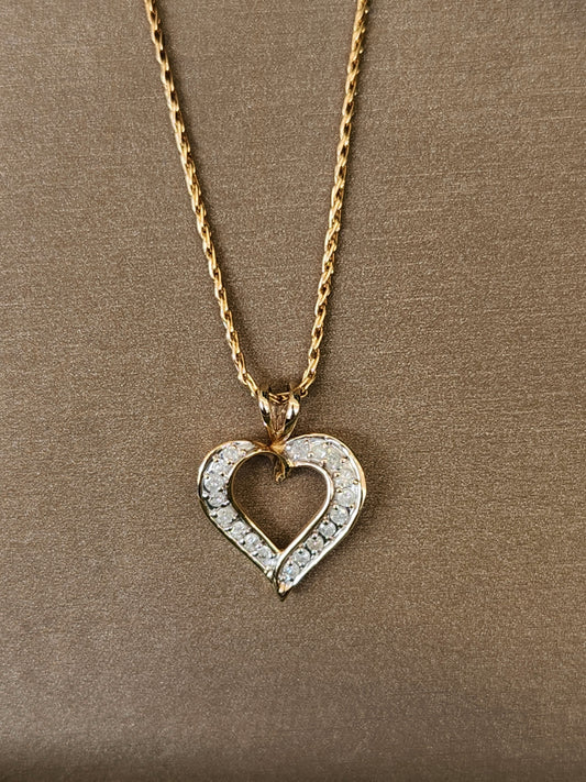 Vintage 14 Karat Yellow Gold Diamond Heart Pendant