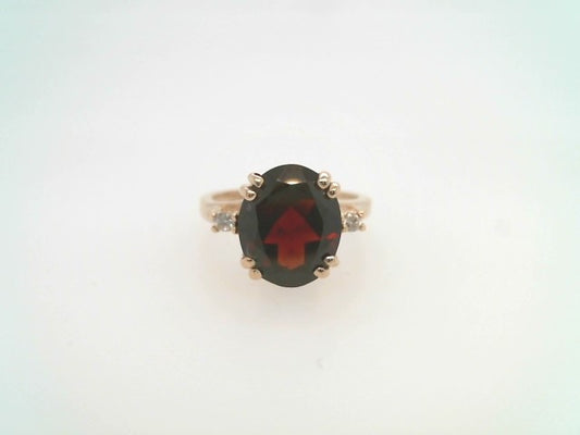 Vintage 10 Karat Yellow Gold Garnet & Diamond Ring