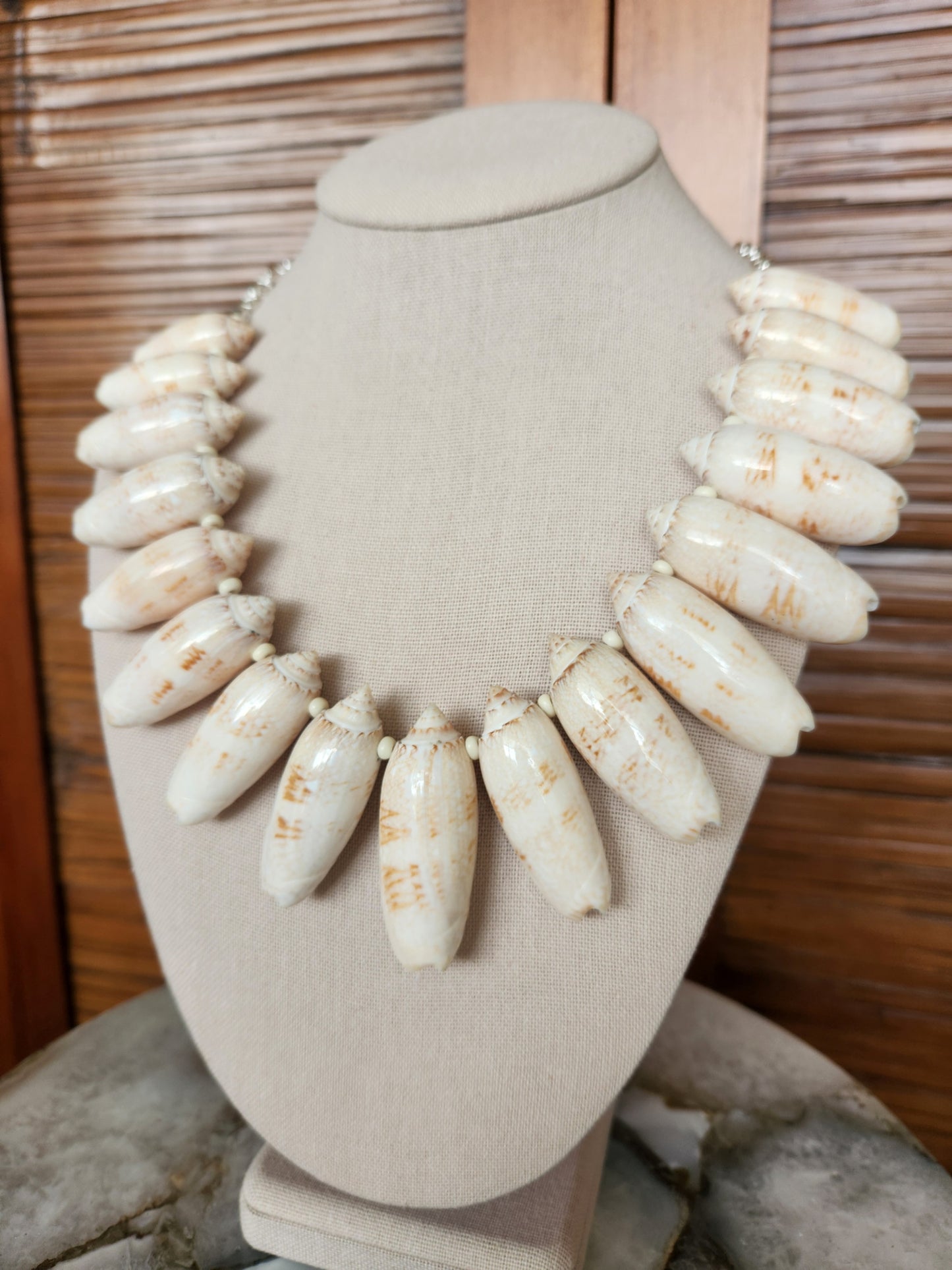 Sterling Silver Florida Lettered Olive Shell And Chain 3/4  Collar Necklace 17- 22.5"