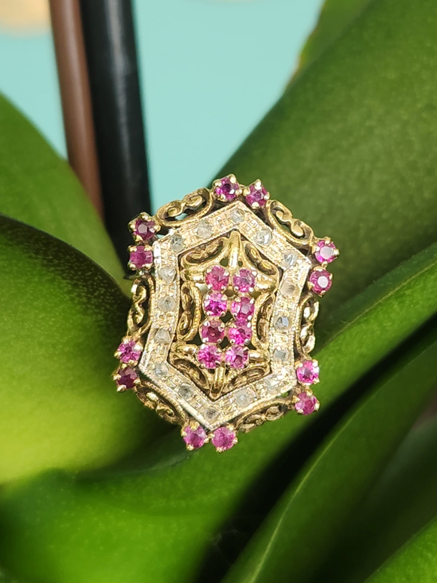 Vintage 18 Karat Yellow Gold Ruby & Rose Cut Diamond Ring