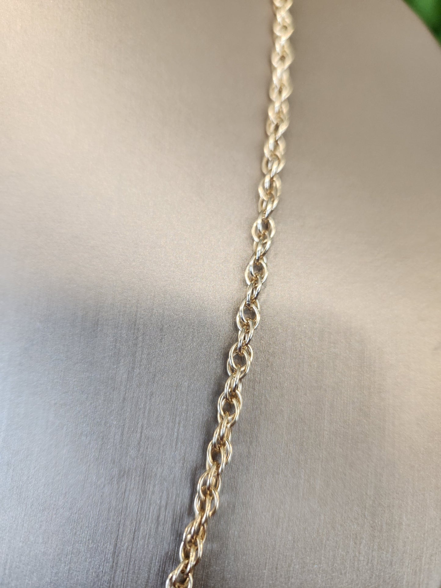 14 Karat Yellow Gold 3.5 Mm Open Rope Link Chain, 24"
Solid