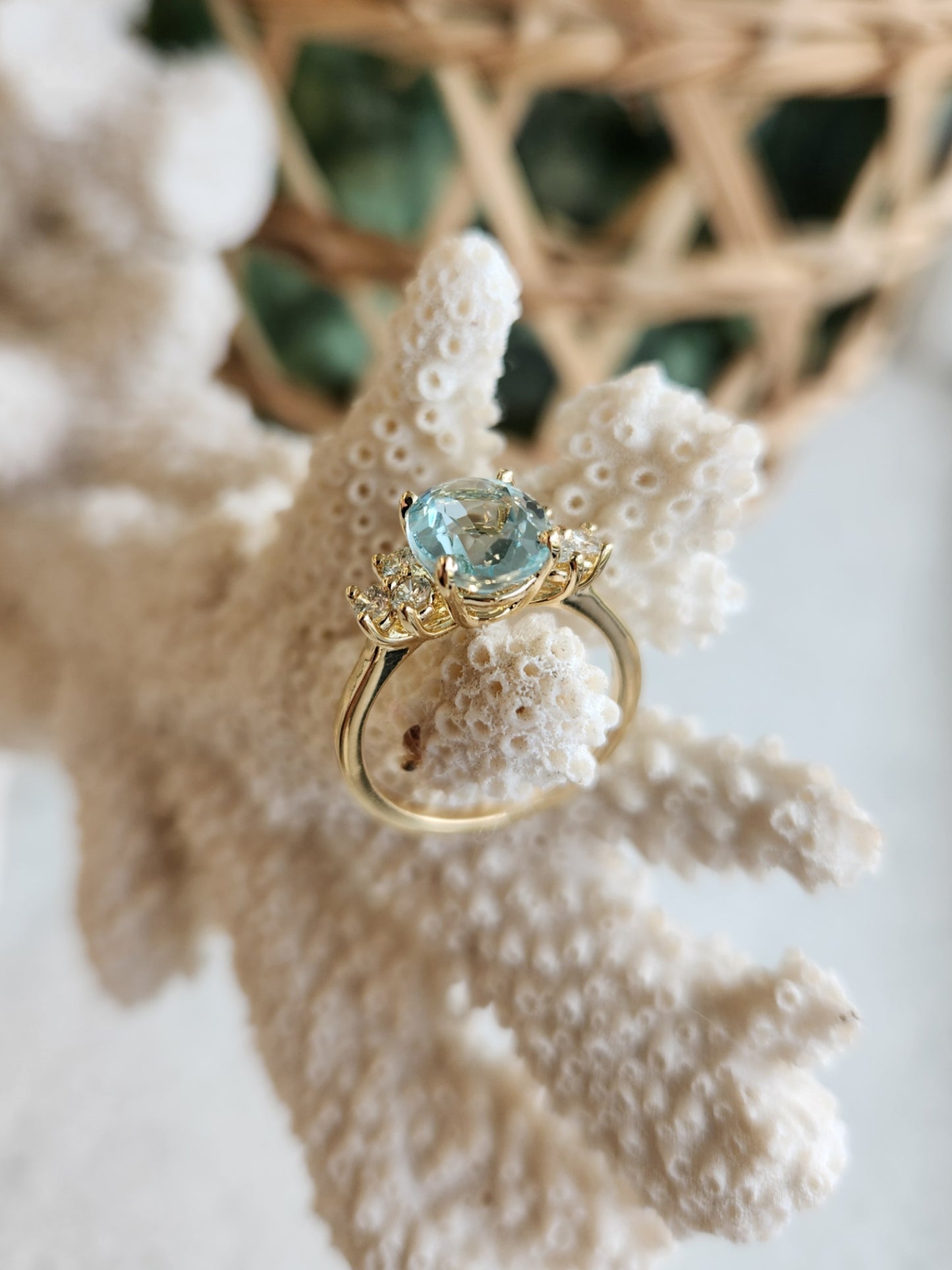 14 Karat Yellow Gold Aquamarine & Diamond Ring