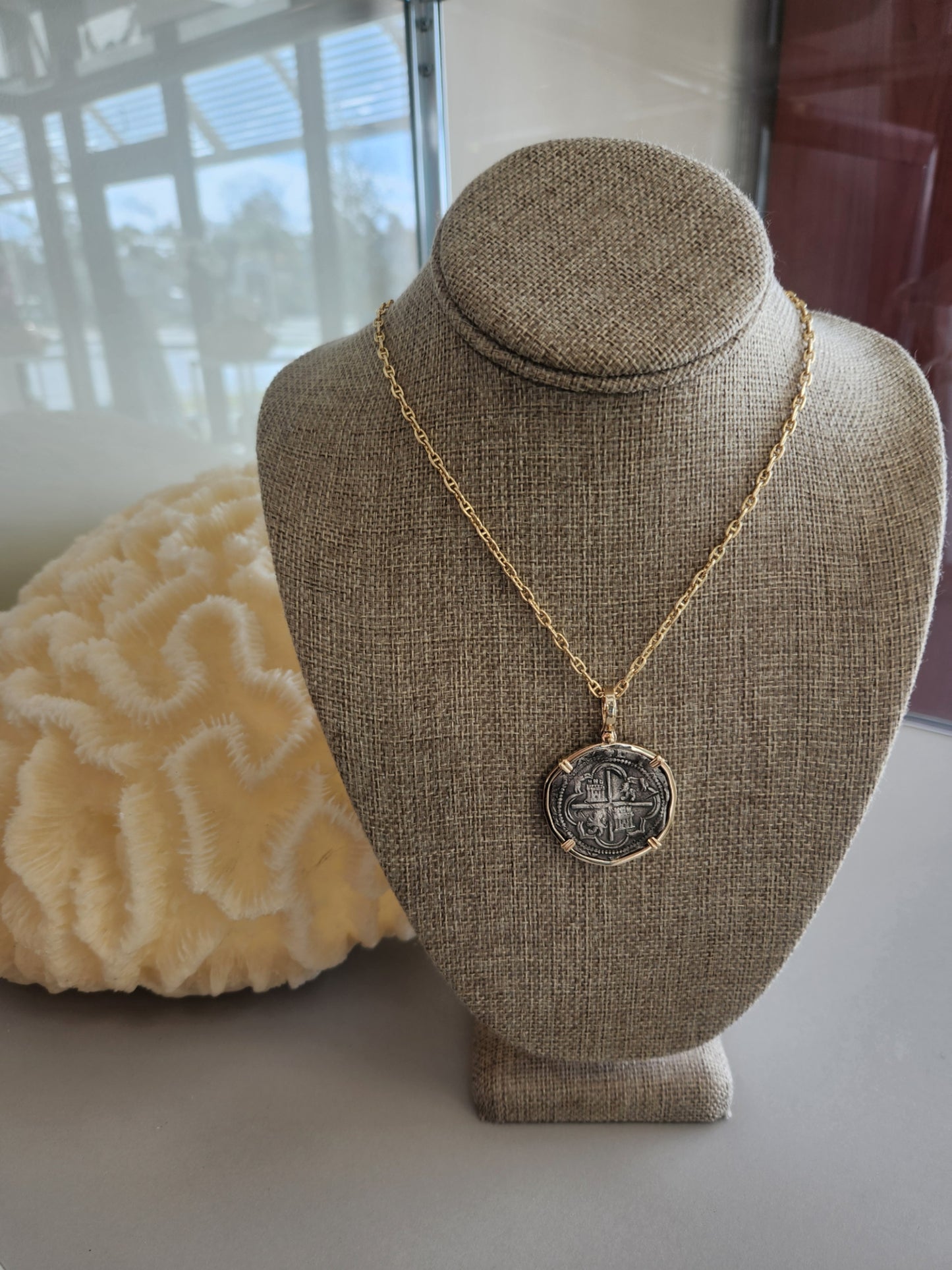Spanish  4 Reale in 14K Yellow Pendant 

Date: Late 1500s
Mint: Pot