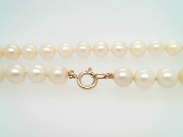 Vintage 14 Karat Yellow Gold 8 Mm Cream Akoya Cultured Pearl Strand Necklace, 24"