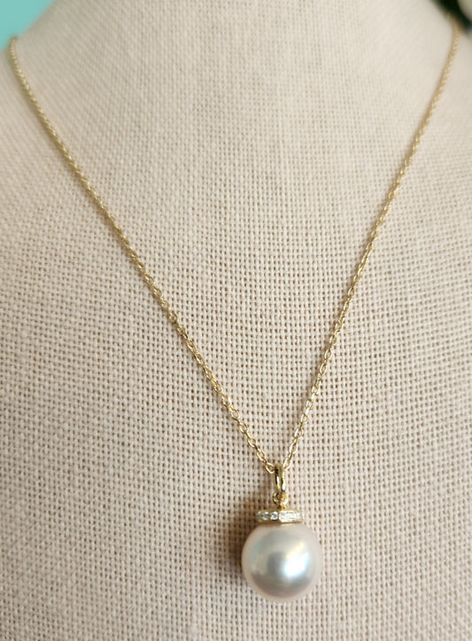 14 Karat Yellow Gold 9.5 Mm Akoya Pearl Necklace With Hidden Diamond Halo, 16-18"
